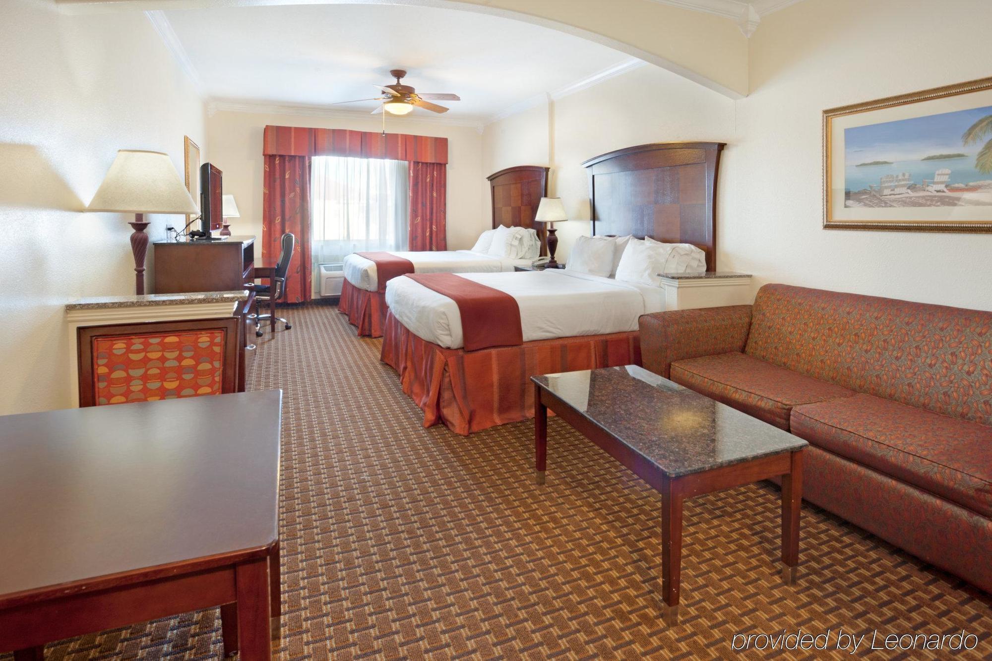 Holiday Inn Express Hotel And Suites South Padre Island, An Ihg Hotel Oda fotoğraf